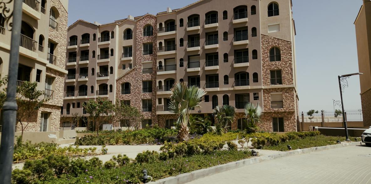 https://red-prod.s3.eu-central-1.amazonaws.com:443/red/media/unitapp/images/Al_Ahly_Sabbour_green_square_apartment_2_Resized.png